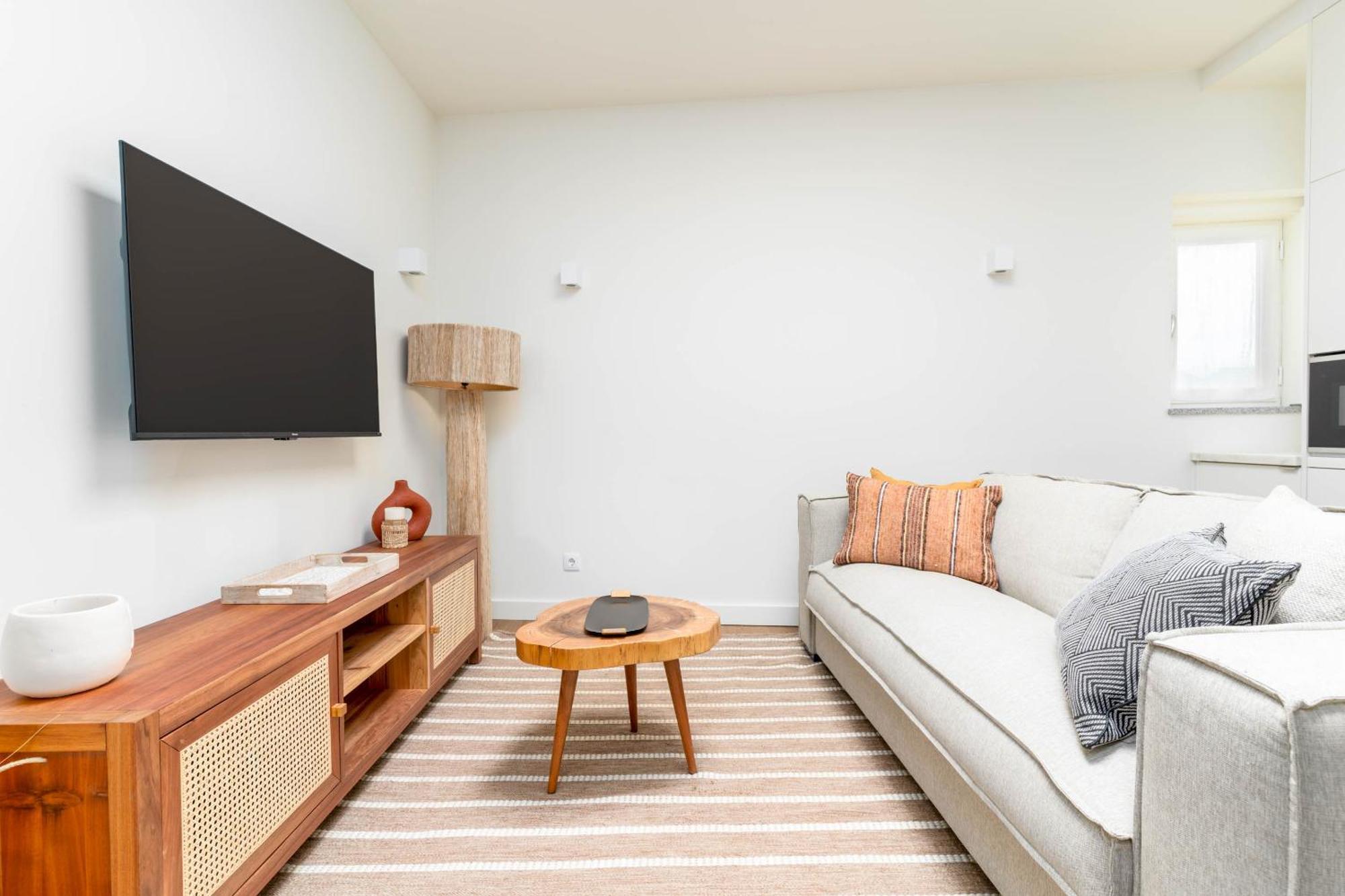 Apartment Limehome Largo Dos Penedos *